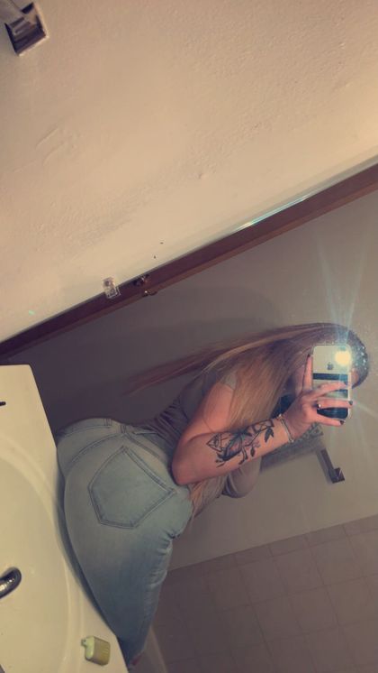 lizcakes20 OnlyFans picture