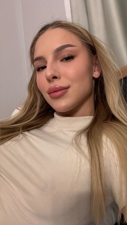 emilybeexo OnlyFans picture