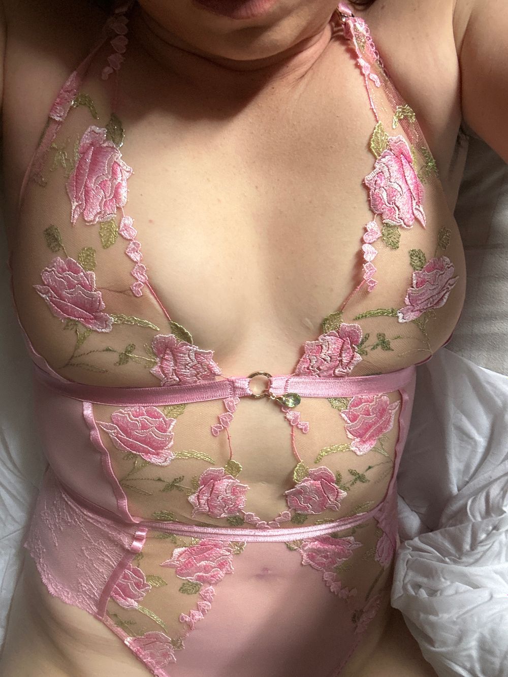 twobrokefeet23 OnlyFans profile picture