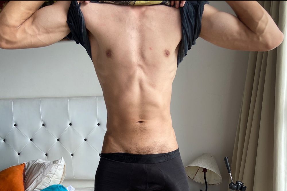 latinhugefree OnlyFans profile picture