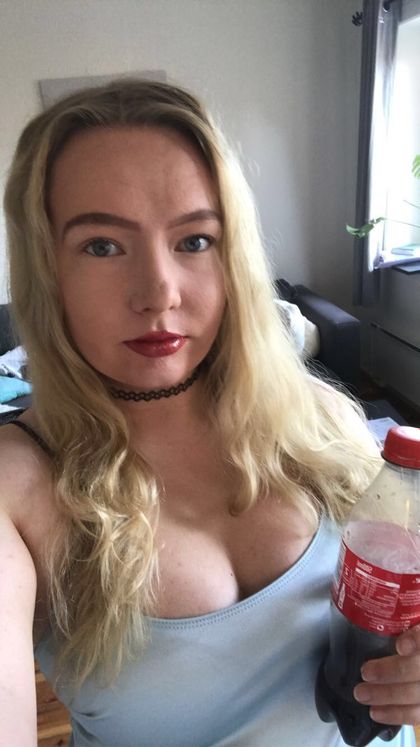 helenaxxxxxx OnlyFans picture