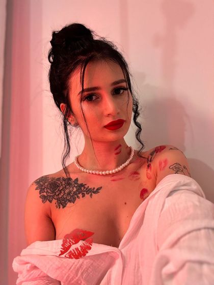 lettheskyfall OnlyFans picture