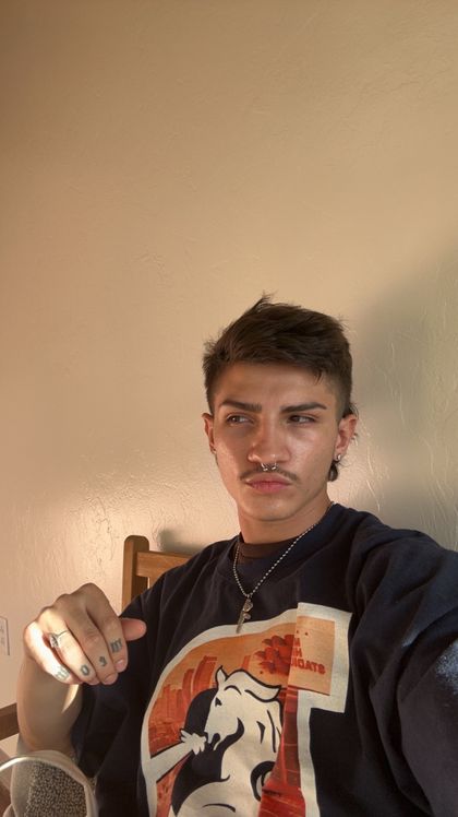 mateogallardo OnlyFans picture