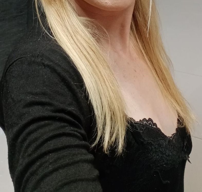 ellawett OnlyFans profile picture