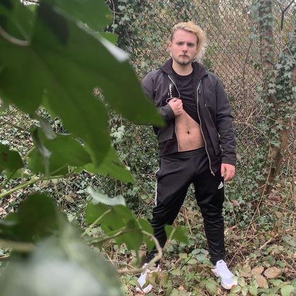 blondehairedversguy OnlyFans picture