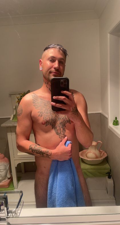 u180517299 OnlyFans picture