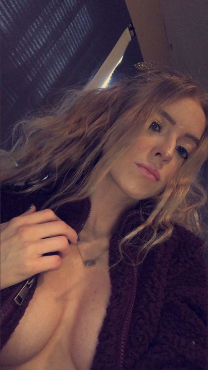 kinkynikki00 OnlyFans picture