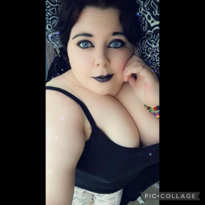 cutechubbystonerchick OnlyFans picture
