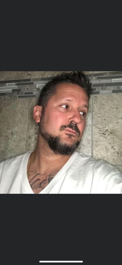 davedoesntcare OnlyFans picture
