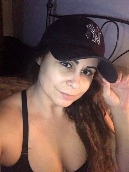 lopezaris OnlyFans picture