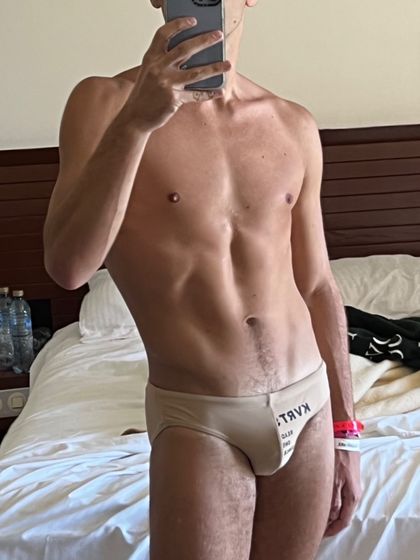 shhhhsh3a OnlyFans picture