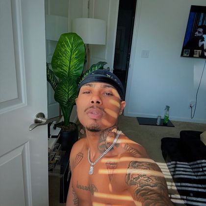 thareal2tupac OnlyFans picture