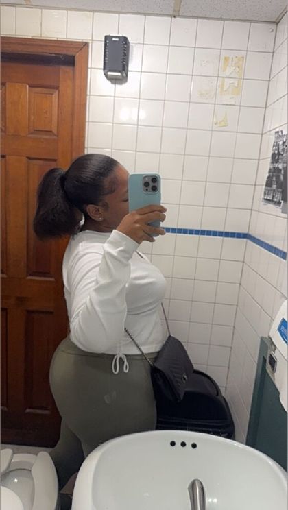 ri.miyoko OnlyFans picture
