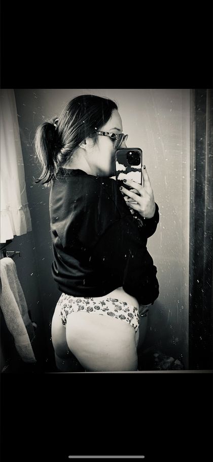 mickamae OnlyFans picture