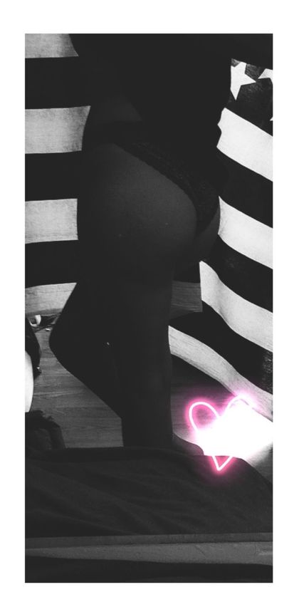 petite-thiccthighs OnlyFans picture