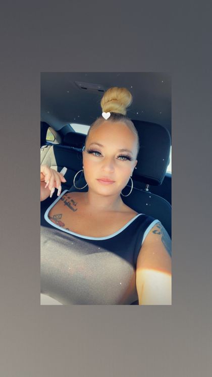 vannawhite OnlyFans picture