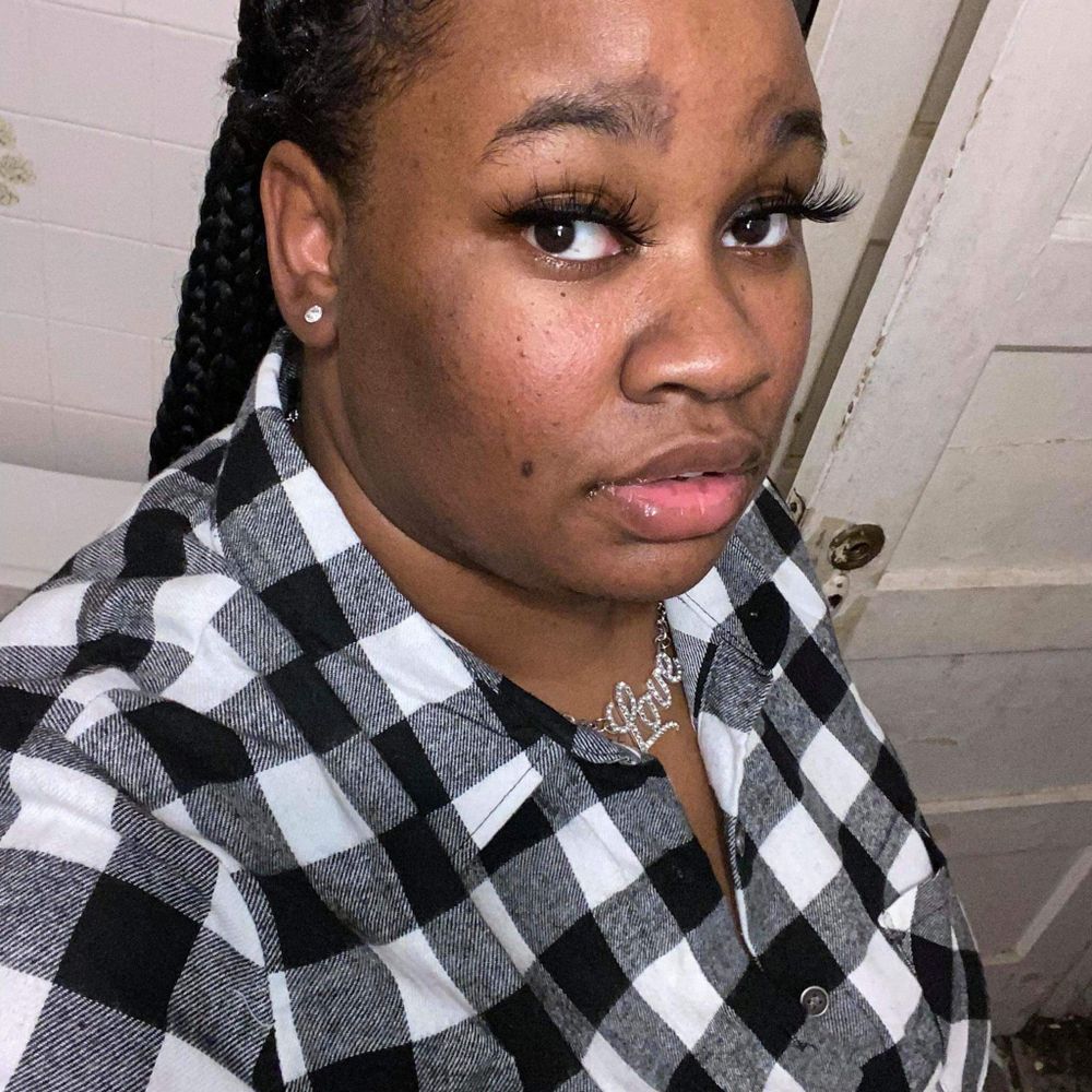 nicole2892 OnlyFans profile picture