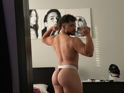 tiagosuarez26 OnlyFans picture