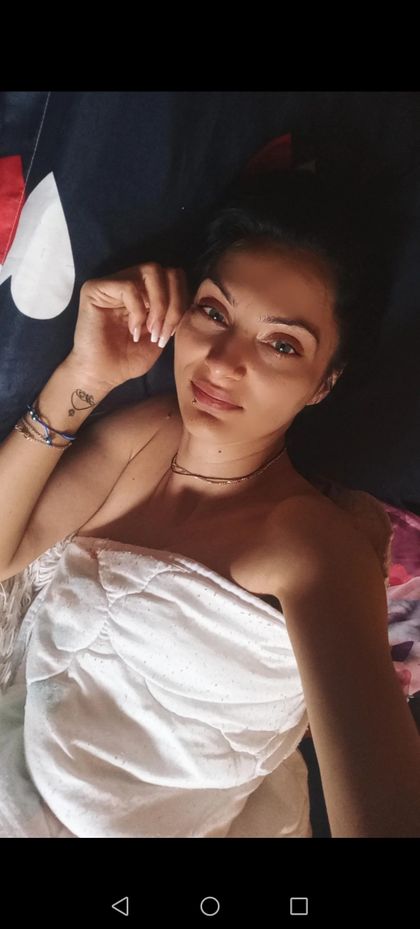 brunetzica OnlyFans picture