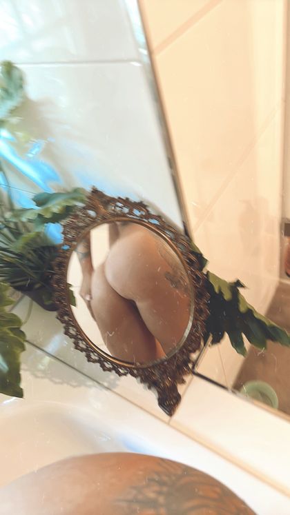 monawolfofficial OnlyFans picture