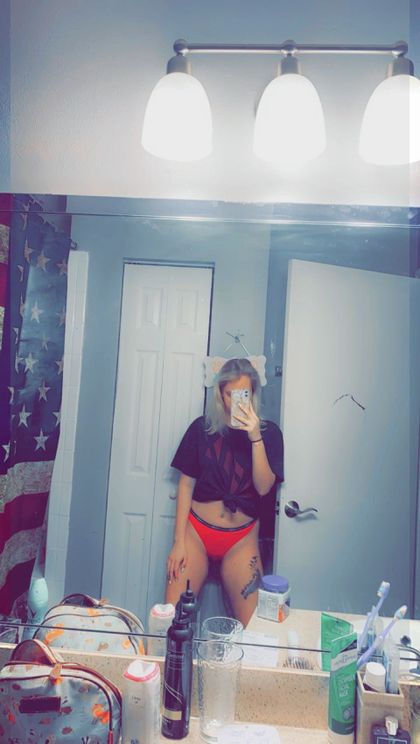 v_rose97 OnlyFans picture