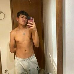 santiagotwinkx OnlyFans picture