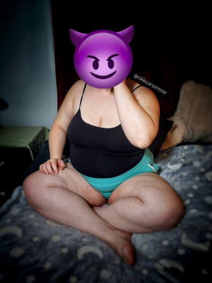 nikkicarsonrose OnlyFans picture