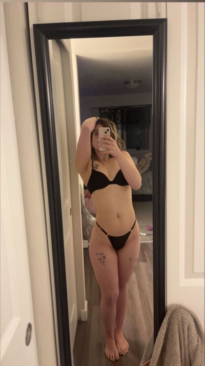 mayceecamryn OnlyFans picture