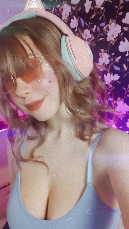 lovely_mikh OnlyFans picture