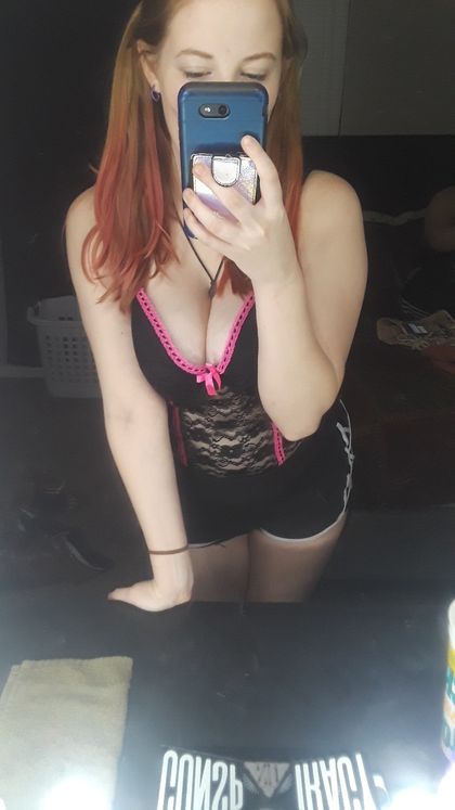 therosieredd OnlyFans picture