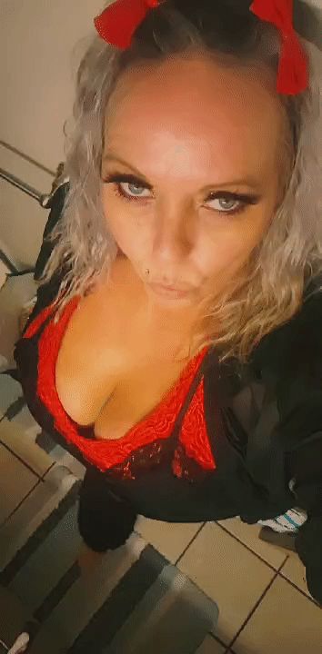 outtathebox69 OnlyFans picture
