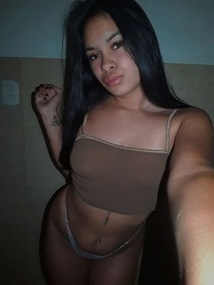 abrilabru OnlyFans picture