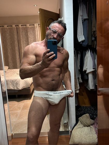 javiercerro OnlyFans picture