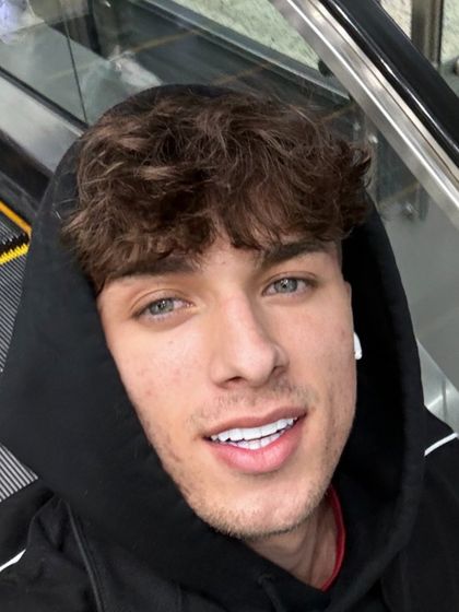 ethanseeks OnlyFans picture