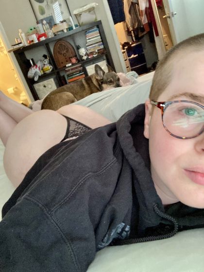 ollyvalen OnlyFans picture