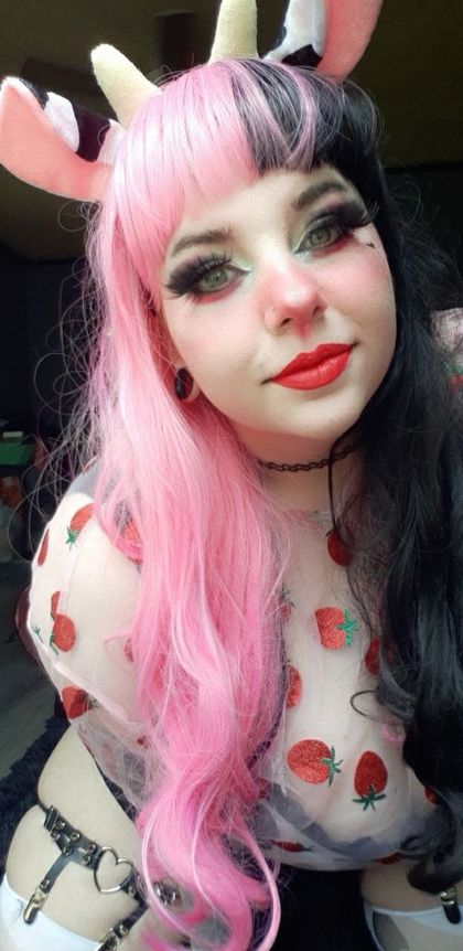 yourwitchygirl_free OnlyFans picture