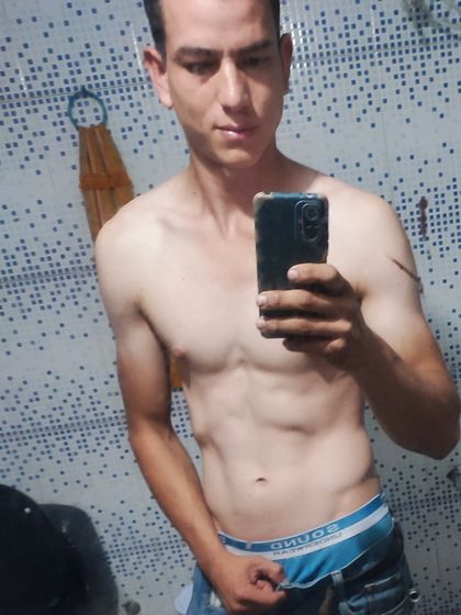 ulises220698 OnlyFans picture