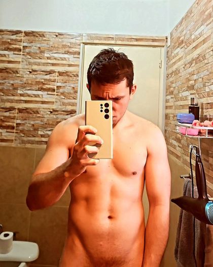 thehotest28 OnlyFans picture