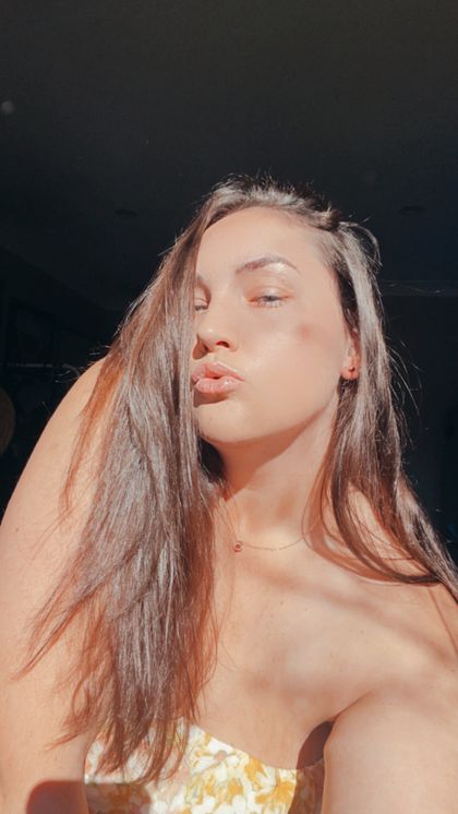 simplyvalarierosexx OnlyFans picture