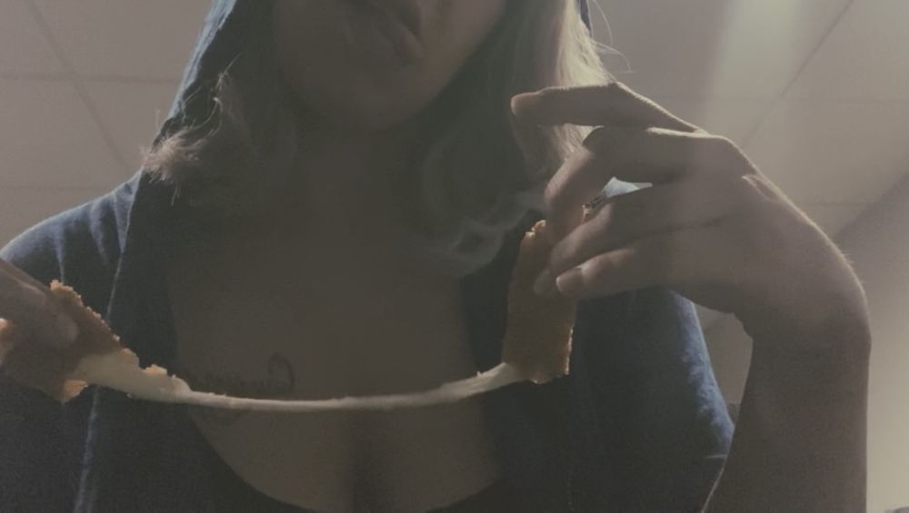 itsjustmeeating OnlyFans profile picture