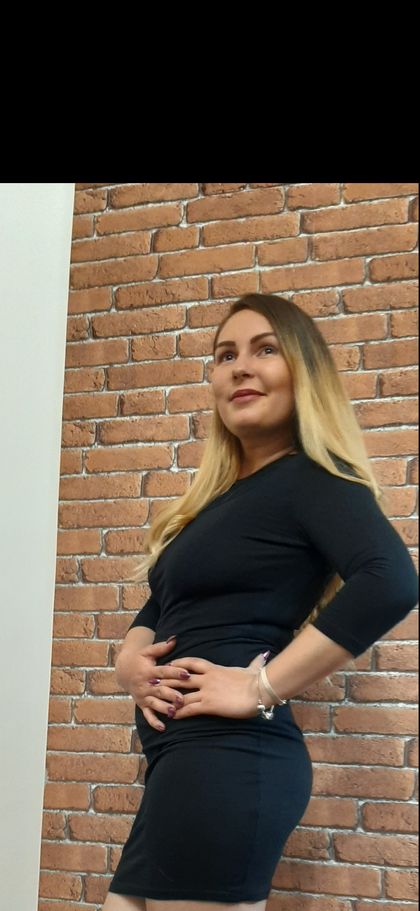 Best Hot Innocenthotwife OnlyFans Accounts FansMetrics