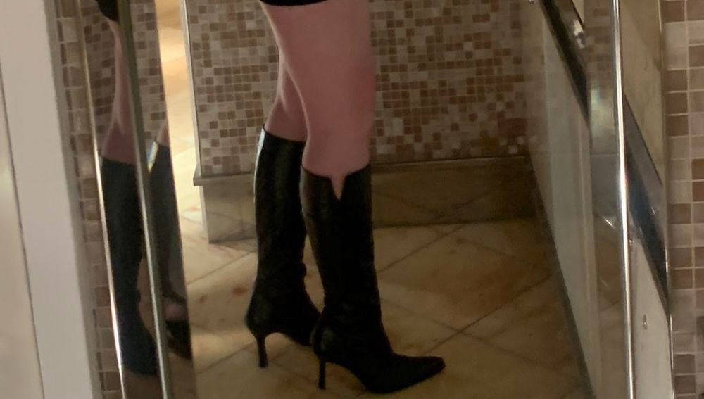miss_esme888 OnlyFans profile picture