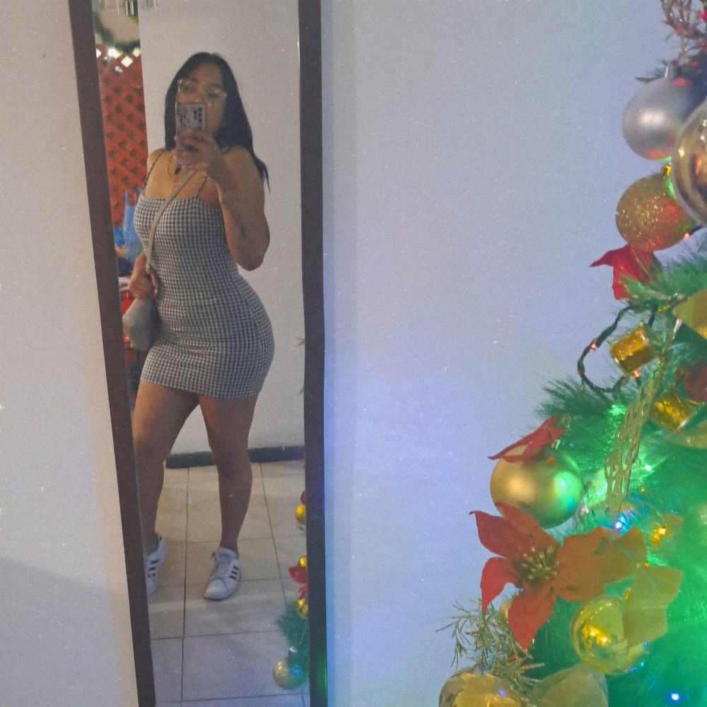 divinayuri OnlyFans profile picture