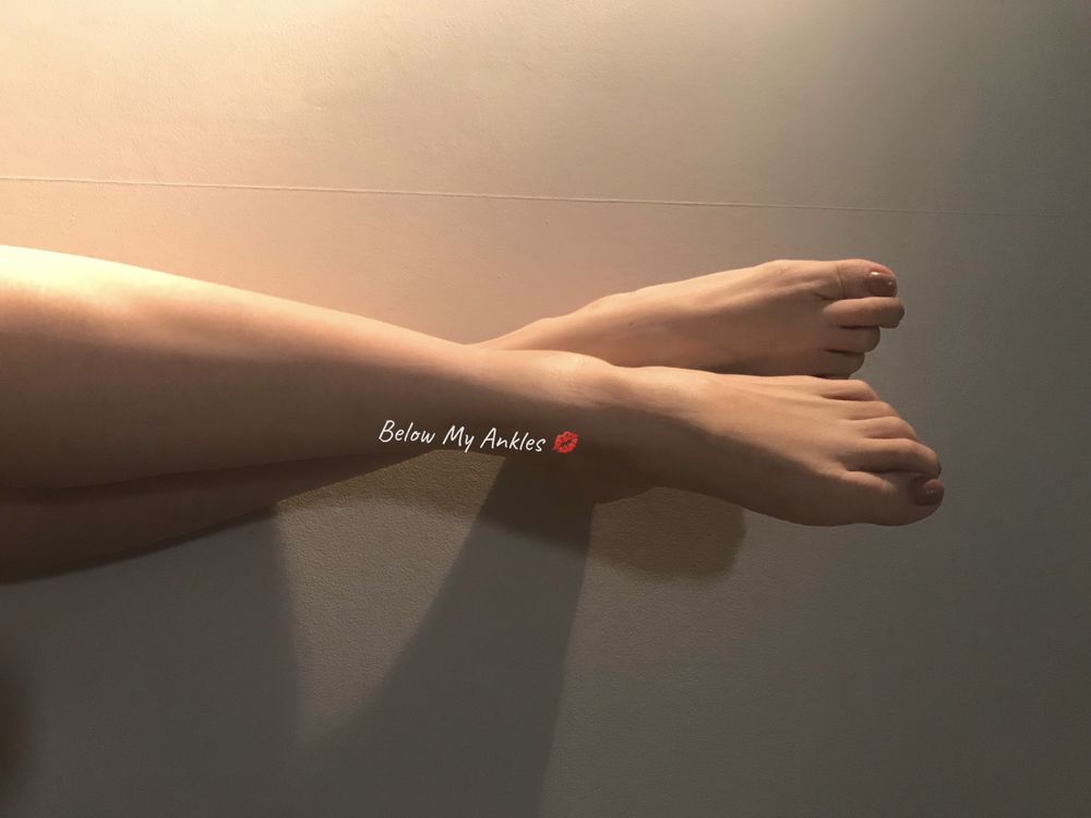 belowmyankles.size34 OnlyFans profile picture