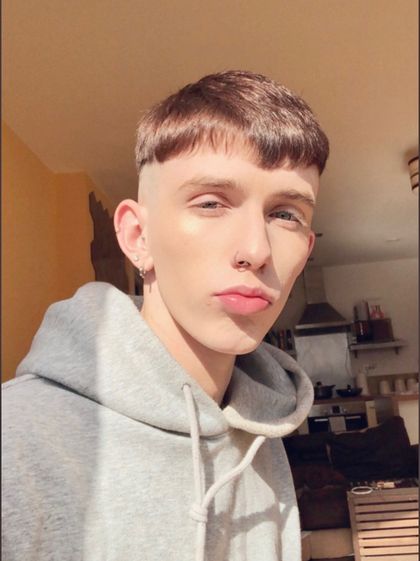 Best Hung British Cock OnlyFans Accounts | FansMetrics.com