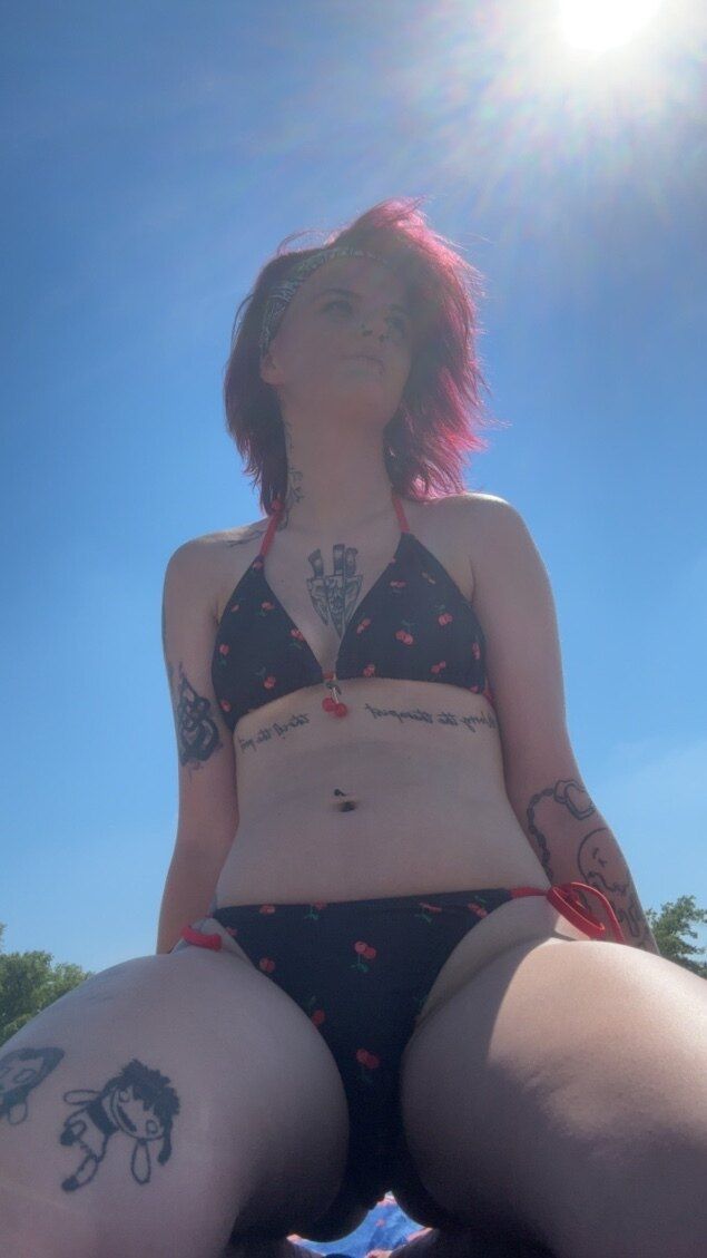 mythxcbxtch OnlyFans profile picture