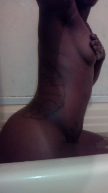 monaleakher OnlyFans picture