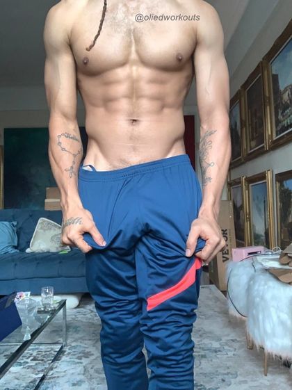 oiledworkouts OnlyFans picture