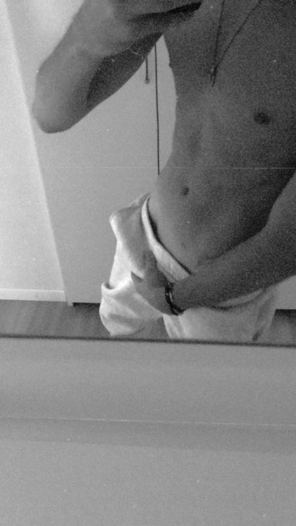 leolatenightshow OnlyFans picture