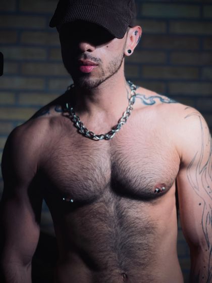 juanparios OnlyFans picture